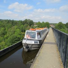 Little Star Pontcysyllte Aqueduct Trip Boat