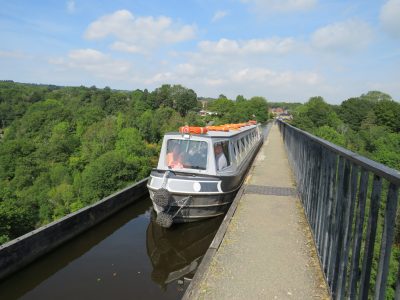 Little Star Pontcysyllte Aqueduct Trip Boat